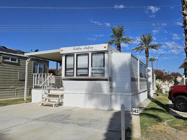 84136 Avenue 44, Indio CA: https://media.crmls.org/mediaz/54201c0d-af67-4878-88bf-35c5321428d8.jpg