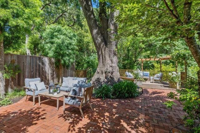 807 Crystal Springs Road, Hillsborough CA: https://media.crmls.org/mediaz/5420890b-5ab4-4bb2-926e-021101a494b4.jpg