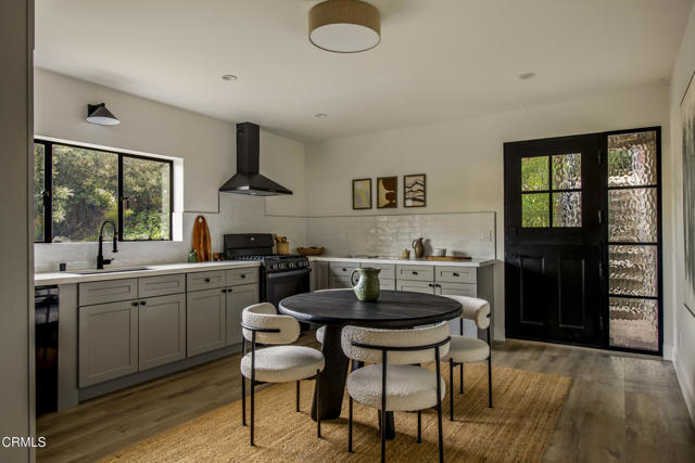 Detail Gallery Image 23 of 42 For 2994 Durand Dr, Los Angeles,  CA 90068 - 5 Beds | 3 Baths