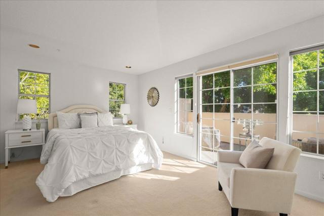 4173 El Camino Real, Palo Alto CA: https://media.crmls.org/mediaz/542158d6-0e0f-428d-ad3e-9af9edf6a2c9.jpg