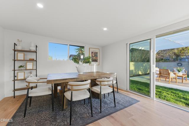 Detail Gallery Image 35 of 54 For 22718 Cantlay St, West Hills,  CA 91307 - 3 Beds | 2 Baths