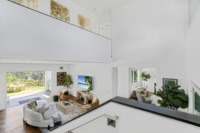Drew Fenton | 1116 Linda Flora Drive Los Angeles CA | MLS: 7188089