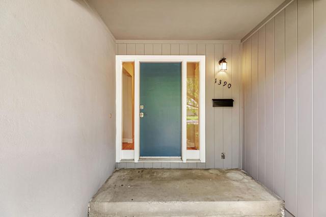 1390 Pointe Claire Drive, Sunnyvale CA: https://media.crmls.org/mediaz/54226d8a-84b1-4f38-8eec-8e606054b598.jpg