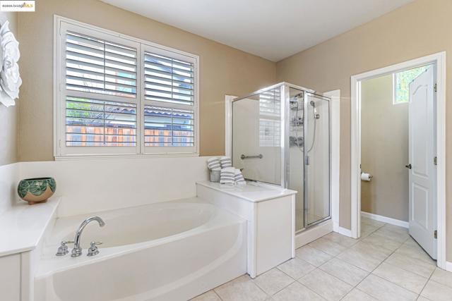 2480 Stanford Way, Antioch CA: https://media.crmls.org/mediaz/5423ac8d-a68a-4507-8bdc-10eae31761d6.jpg