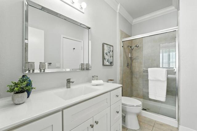 425 Cork Harbour Circle,  CA: https://media.crmls.org/mediaz/5423fdd4-1c11-4c62-bc22-782f5f483b01.jpg