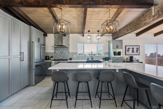 Detail Gallery Image 7 of 72 For 4814 Rushville Ln, La Mesa,  CA 91941 - 5 Beds | 2/1 Baths