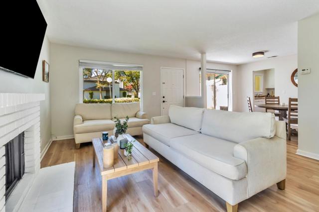 674 Galleon Court, San Jose CA: https://media.crmls.org/mediaz/542460e2-87e8-4c01-8831-acef1df86e90.jpg