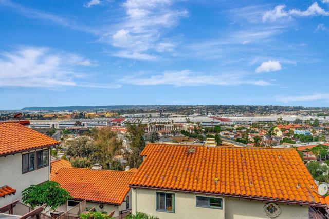 4016 Ampudia, San Diego CA: https://media.crmls.org/mediaz/54246d8e-ca8b-4643-b589-dfe2efa9853e.jpg