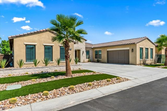 57870 Stone Creek W Trail, La Quinta CA: https://media.crmls.org/mediaz/54247da6-eb1a-4a83-9760-d1c8cffb42d4.jpg
