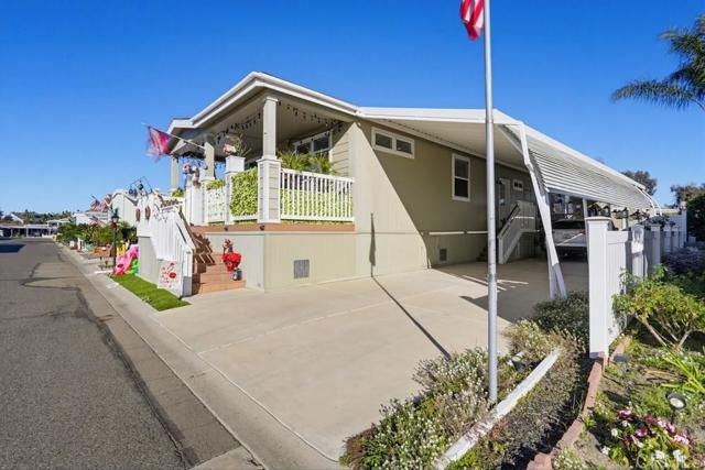 Detail Gallery Image 3 of 46 For 200 N El Camino Real #386,  Oceanside,  CA 92058 - 3 Beds | 2 Baths