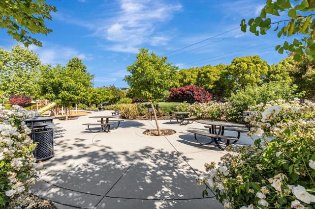 51 Koror Lane, Gilroy CA: https://media.crmls.org/mediaz/542525db-8a78-4591-8eeb-9144c0f80762.jpg