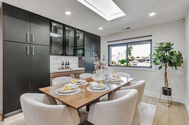 1588 Calle De Stuarda, San Jose CA: https://media.crmls.org/mediaz/5426caee-629c-4e21-b1f6-f507038d0680.jpg