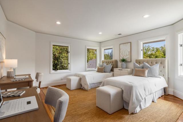 733 Northampton Drive, Palo Alto CA: https://media.crmls.org/mediaz/5426cf76-7a55-4baa-969c-9b6fd2426fb2.jpg