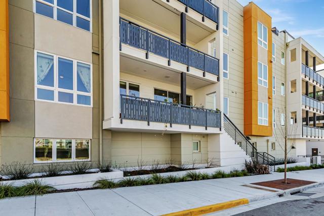 2250 Kilowatt Way, Fremont CA: https://media.crmls.org/mediaz/5426dda8-7556-455a-83e3-f74d2ce47690.jpg