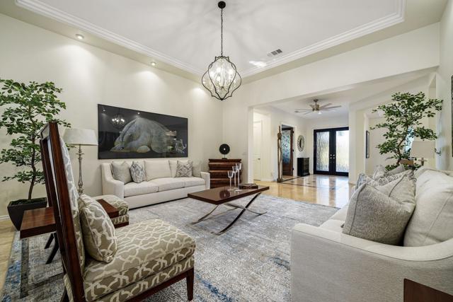 52395 Whispering Way, La Quinta CA: https://media.crmls.org/mediaz/54276129-c1be-4d54-95d7-acc845a3cb98.jpg