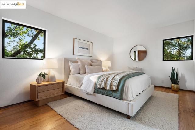 2112 Manzanita Dr, Oakland CA: https://media.crmls.org/mediaz/5427ae1c-bd1e-4b8f-8ad0-90329e86055a.jpg