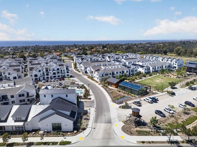 Detail Gallery Image 39 of 42 For 1303 Bergamo #201,  Encinitas,  CA 92024 - 2 Beds | 1/1 Baths
