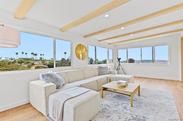3115 Geronimo, San Diego CA: https://media.crmls.org/mediaz/5428de97-db93-4ab6-89d7-831887c0497d.jpg