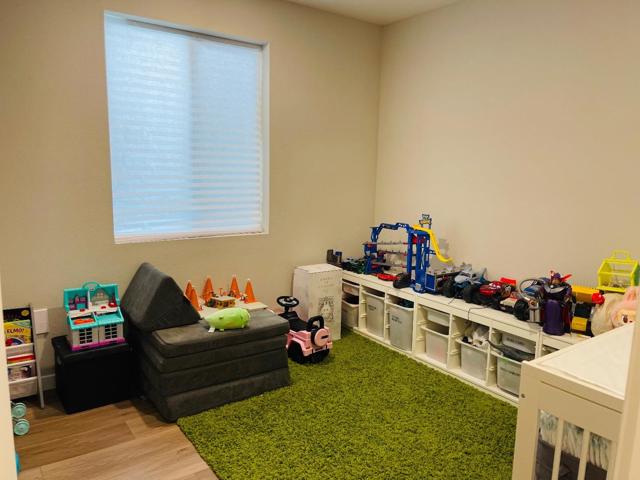 2749 Ambrosia Way, Fairfield CA: https://media.crmls.org/mediaz/5428efdd-8fde-4db2-9ad7-6b92d4ece29d.jpg