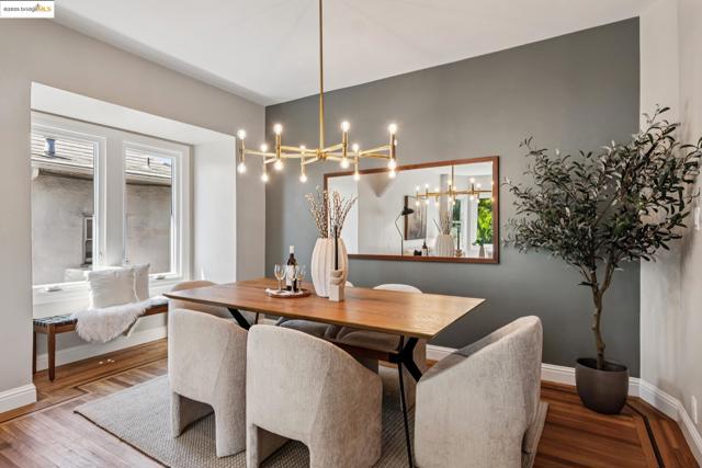 4015 Rhoda Ave, Oakland CA: https://media.crmls.org/mediaz/54298240-e369-42d3-9f37-89ea7b9fa934.jpg