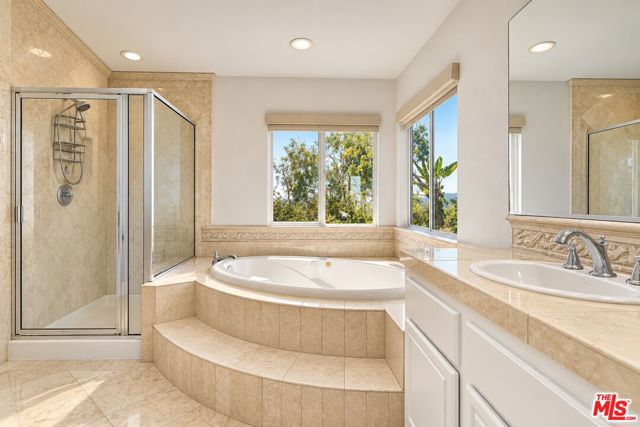 20542 Pesaro Way photo 18
