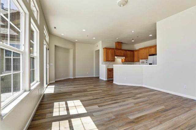 Image 17 of 44 For 631 Elm Avenue