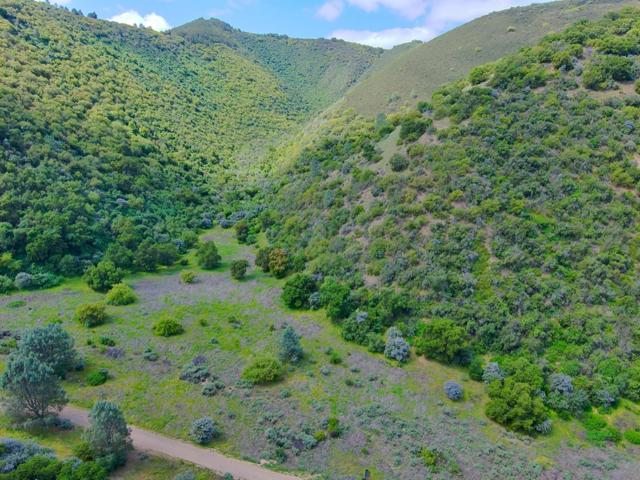 60501 Lockwood San Lucas Road, King City CA: https://media.crmls.org/mediaz/542c25a3-4ec6-4eea-a439-50c9f0d4aaf8.jpg