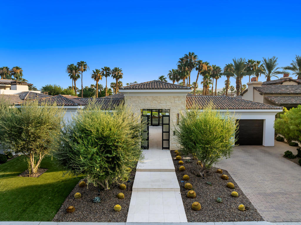 MLS #219132942DA image #2