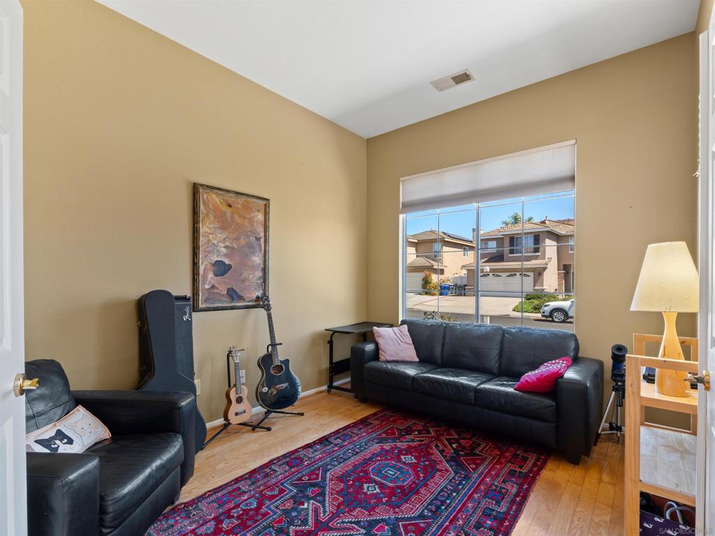 12420 Whispering Tree Ln - photo 5