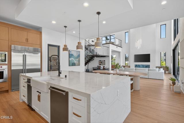 Detail Gallery Image 29 of 77 For 11862 N Hillsborough Ln, Porter Ranch,  CA 91326 - 5 Beds | 5/1 Baths