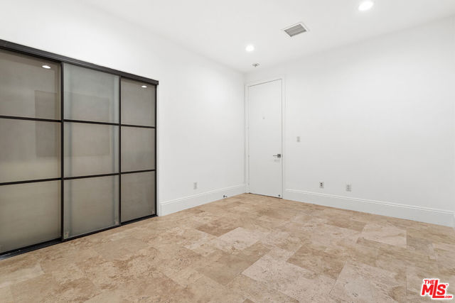 4510 Tyrone Avenue, Sherman Oaks CA: https://media.crmls.org/mediaz/542d336a-b5ff-4fd2-9771-e3690a017083.jpg