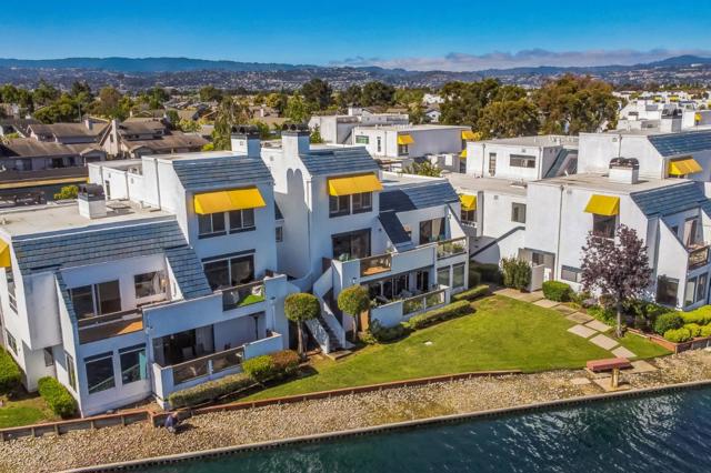 1029 Lido Lane, Foster City CA: https://media.crmls.org/mediaz/542d8307-d235-4c87-82bd-787f583ec22a.jpg