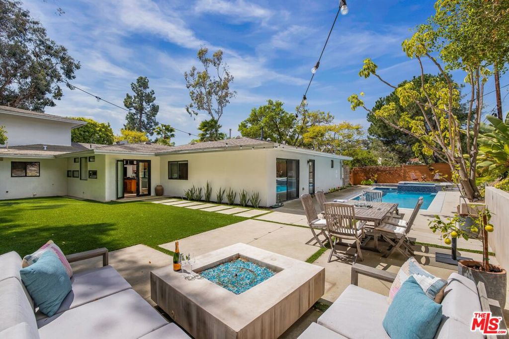 874 N Norman Place — Contemporary