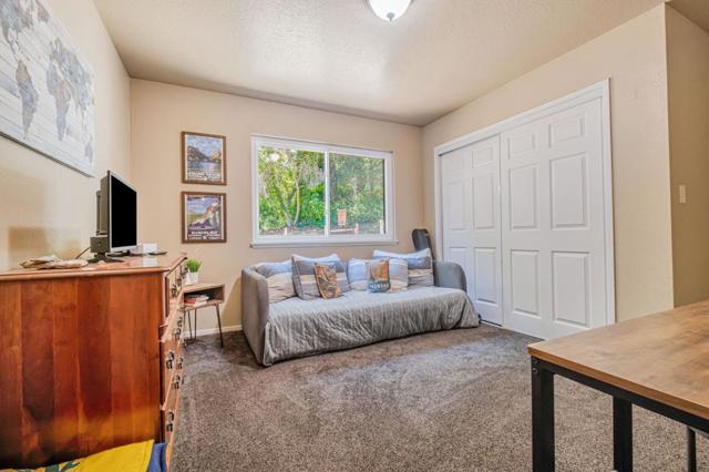 4858 Freedom Boulevard, Aptos CA: https://media.crmls.org/mediaz/542f0159-a32e-4cbc-82d6-56ce7f680bb6.jpg