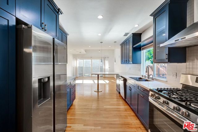 5400 W 82nd Street, Los Angeles CA: https://media.crmls.org/mediaz/5430fc72-fe4a-4dfa-9864-66d0fe9a5c4b.jpg