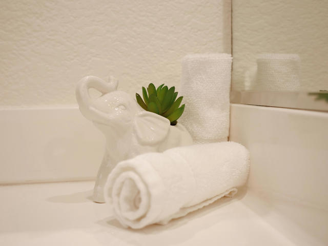 82550 Delano Drive, Indio CA: https://media.crmls.org/mediaz/54313ba9-a715-4dab-94e8-bea24e6cd70f.jpg