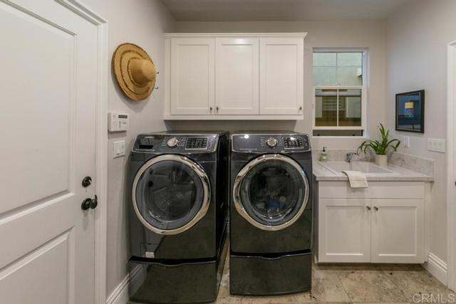 15614 S Chevy Chase, San Diego CA: https://media.crmls.org/mediaz/54318278-13e6-4db4-9779-f3ca6698863d.jpg