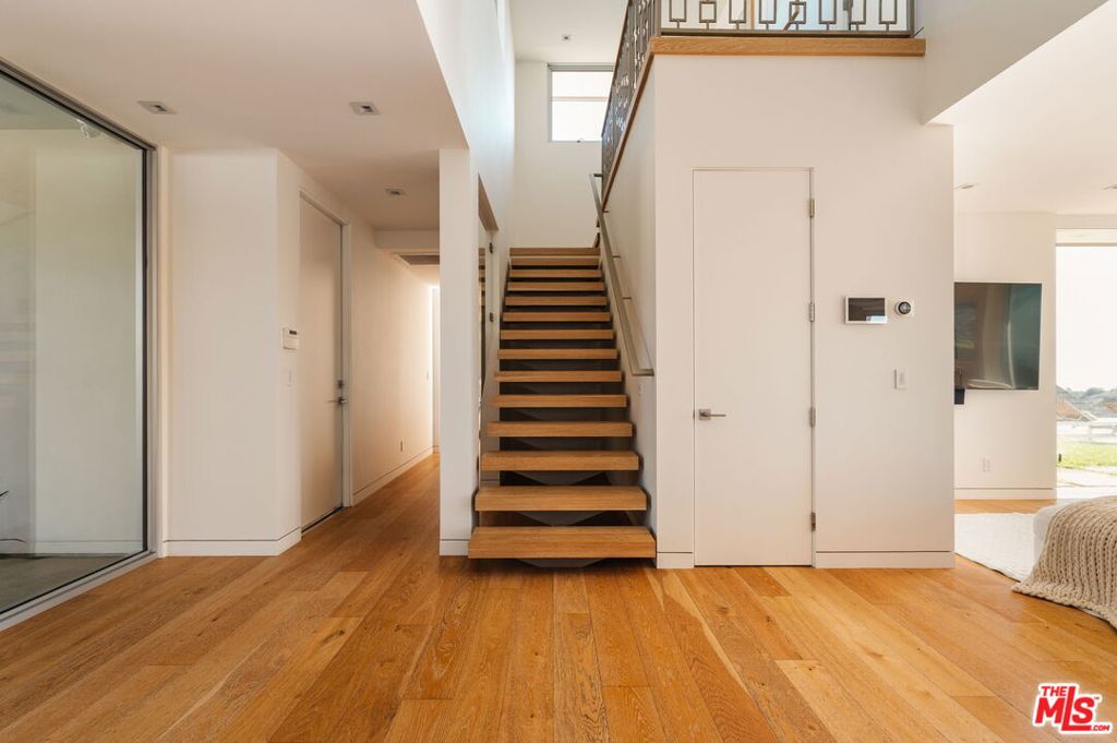 MLS #26875921 image #40