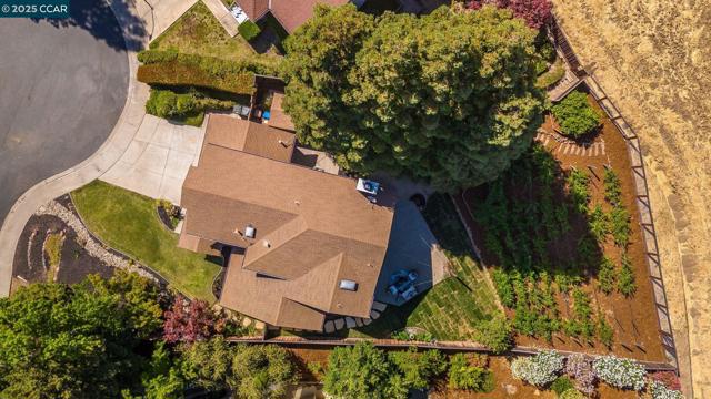 316 Valley High Dr, Pleasant Hill CA: https://media.crmls.org/mediaz/54322ff8-ade6-4ad5-9d67-2eb01fab3ae3.jpg