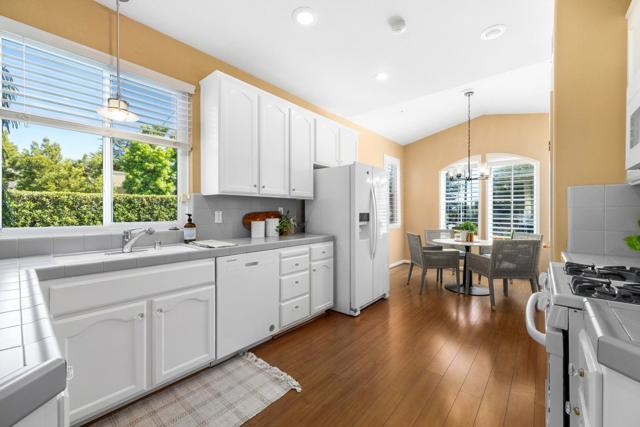 102 Spanish Bay Drive, Aptos CA: https://media.crmls.org/mediaz/54326e79-04c8-4077-b74c-074f6a670c99.jpg