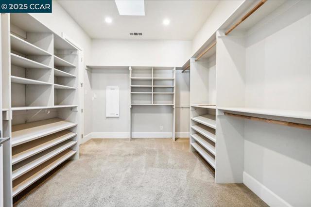 1291 Clover Ln, Walnut Creek CA: https://media.crmls.org/mediaz/54327332-b5bc-4e0d-bad1-0222425ea88d.jpg