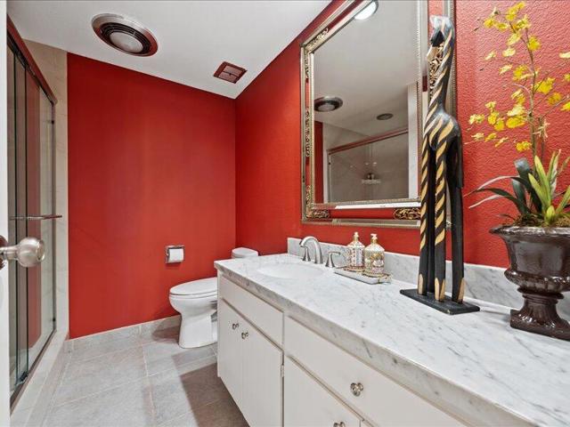 899 Island Drive, Rancho Mirage CA: https://media.crmls.org/mediaz/54329db2-3092-4e49-a531-234d357d5230.jpg