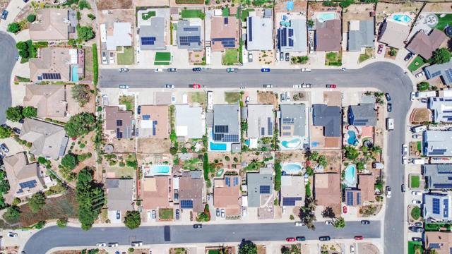 9933 Golden West Ln, Santee CA: https://media.crmls.org/mediaz/5432b079-25aa-4f38-a088-a22a6ffdee70.jpg