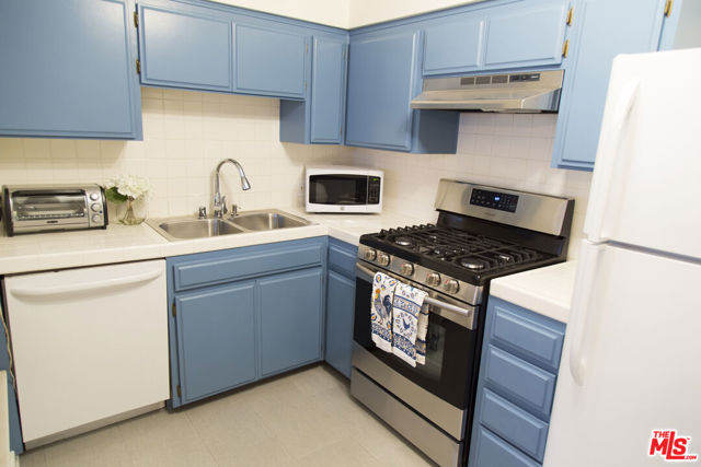 Drew Fenton | 11362 Homedale Street Los Angeles CA | MLS: 7244089