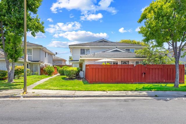 5626 Calmor Avenue, San Jose CA: https://media.crmls.org/mediaz/5434ed7e-af4b-4331-a16d-e65ab63ca459.jpg