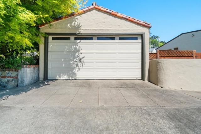 1003 Walnut Avenue, Santa Cruz CA: https://media.crmls.org/mediaz/5435b9d6-5aa6-4486-b014-82477f6b4aa4.jpg