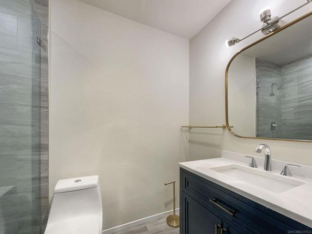 5513 Adobe Falls Rd, San Diego CA: https://media.crmls.org/mediaz/54365f8a-9c3a-4b45-af24-9ad365a99bc5.jpg