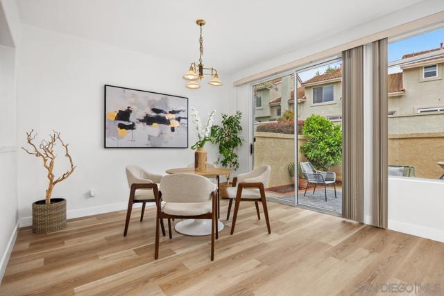 11020 Creekbridge Pl, San Diego CA: https://media.crmls.org/mediaz/5436f5ca-23b6-4963-9bff-4dfd57cc29bc.jpg