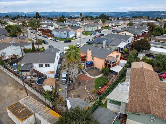 225 Kimberly, Watsonville CA: https://media.crmls.org/mediaz/54378655-7813-4f23-bd41-f2c30fa3a826.jpg