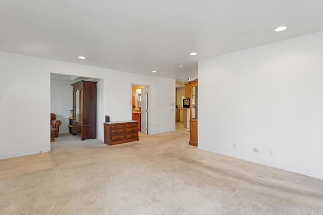 Image 14 of 35 For 801 W Vista Way